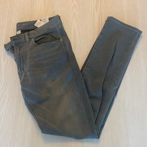 Banana Republic Grey Traveler Jeans SIZE 30 x 32